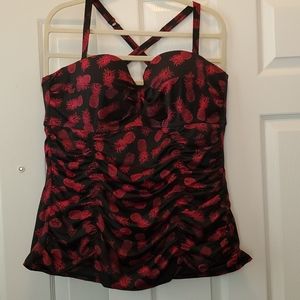 Torrid pineapple ruched
push up tankini top